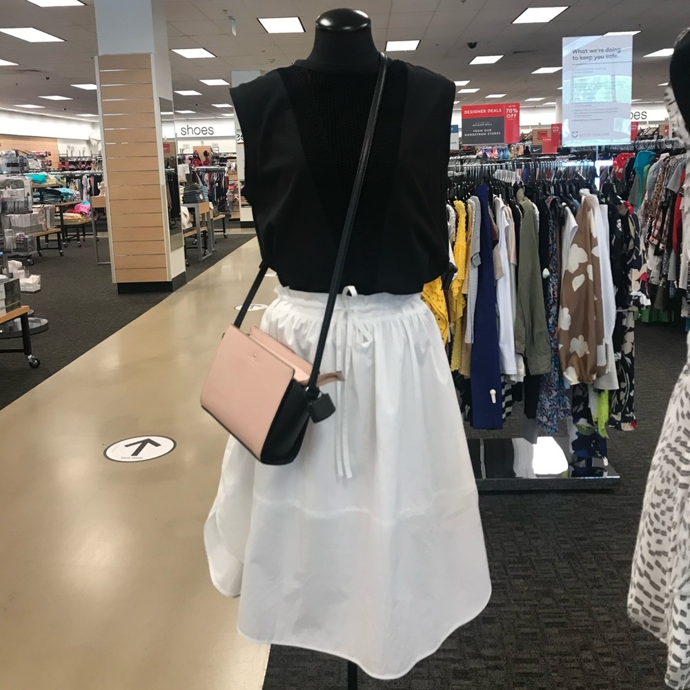 🦋 NWOT Vince White Skirt S